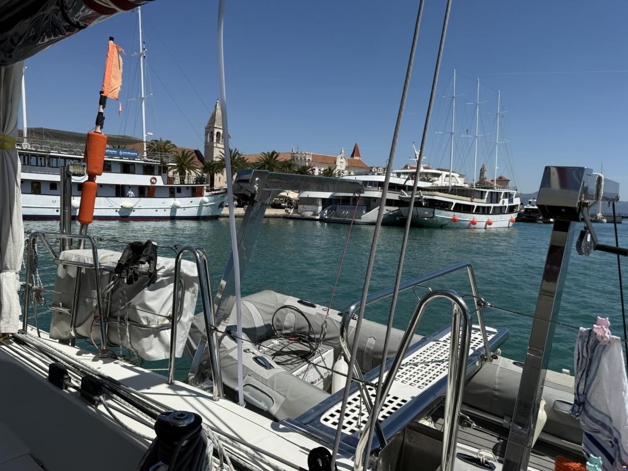 Lagoon 410
