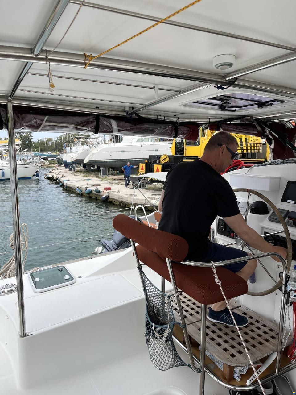 Lagoon 410