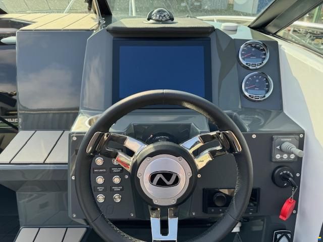 Nordkapp Noblesse 660 + Mercury F200XL V6