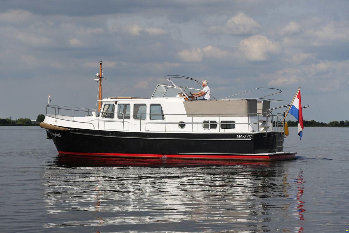 Hellingskip 1100 AK