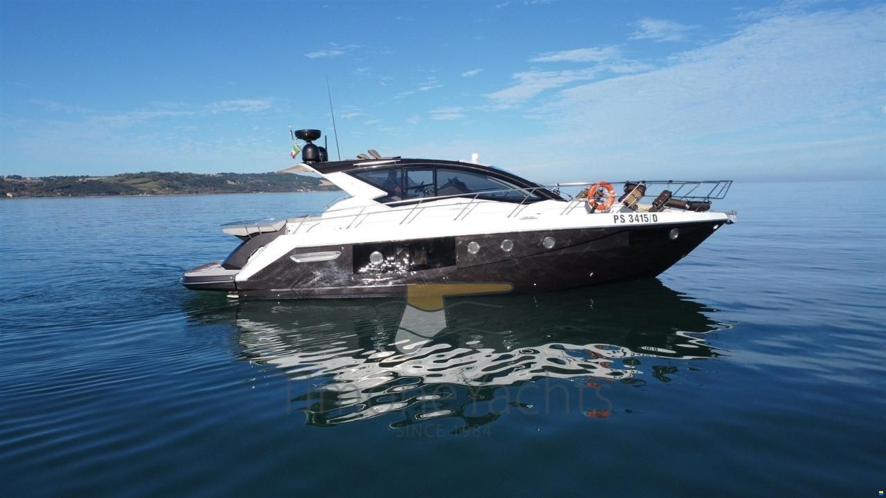 Cranchi M44 HT