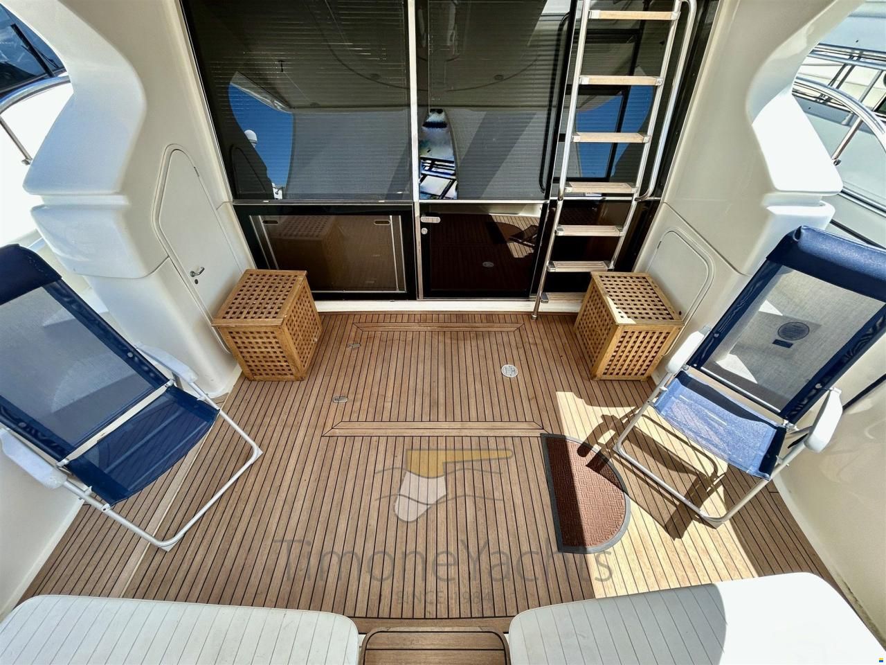 Ferretti 46