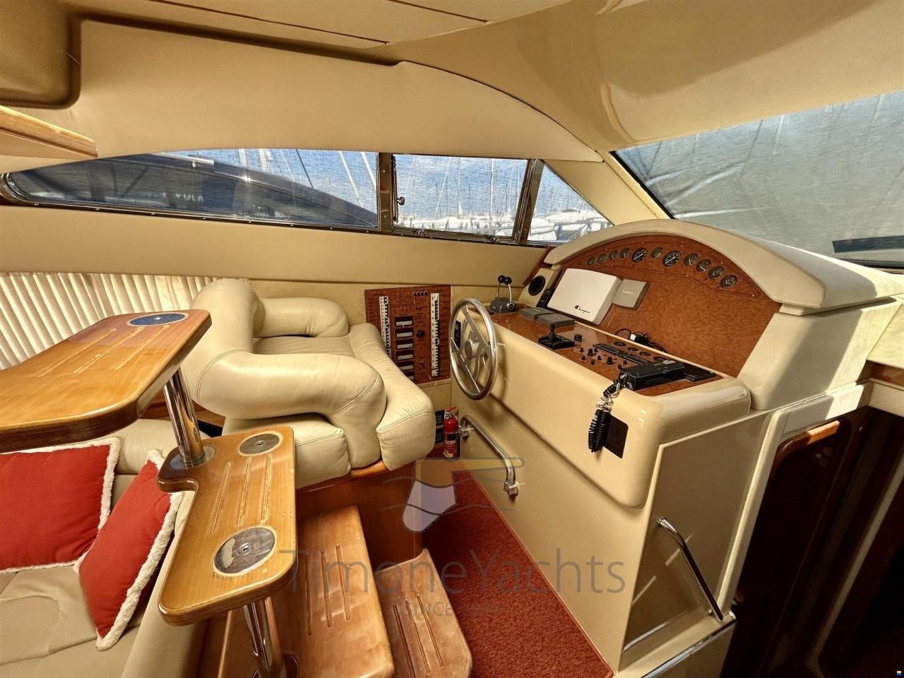 Ferretti 46