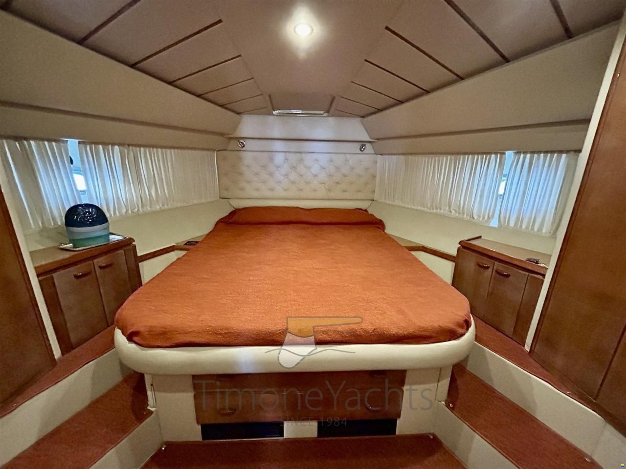 Ferretti 46