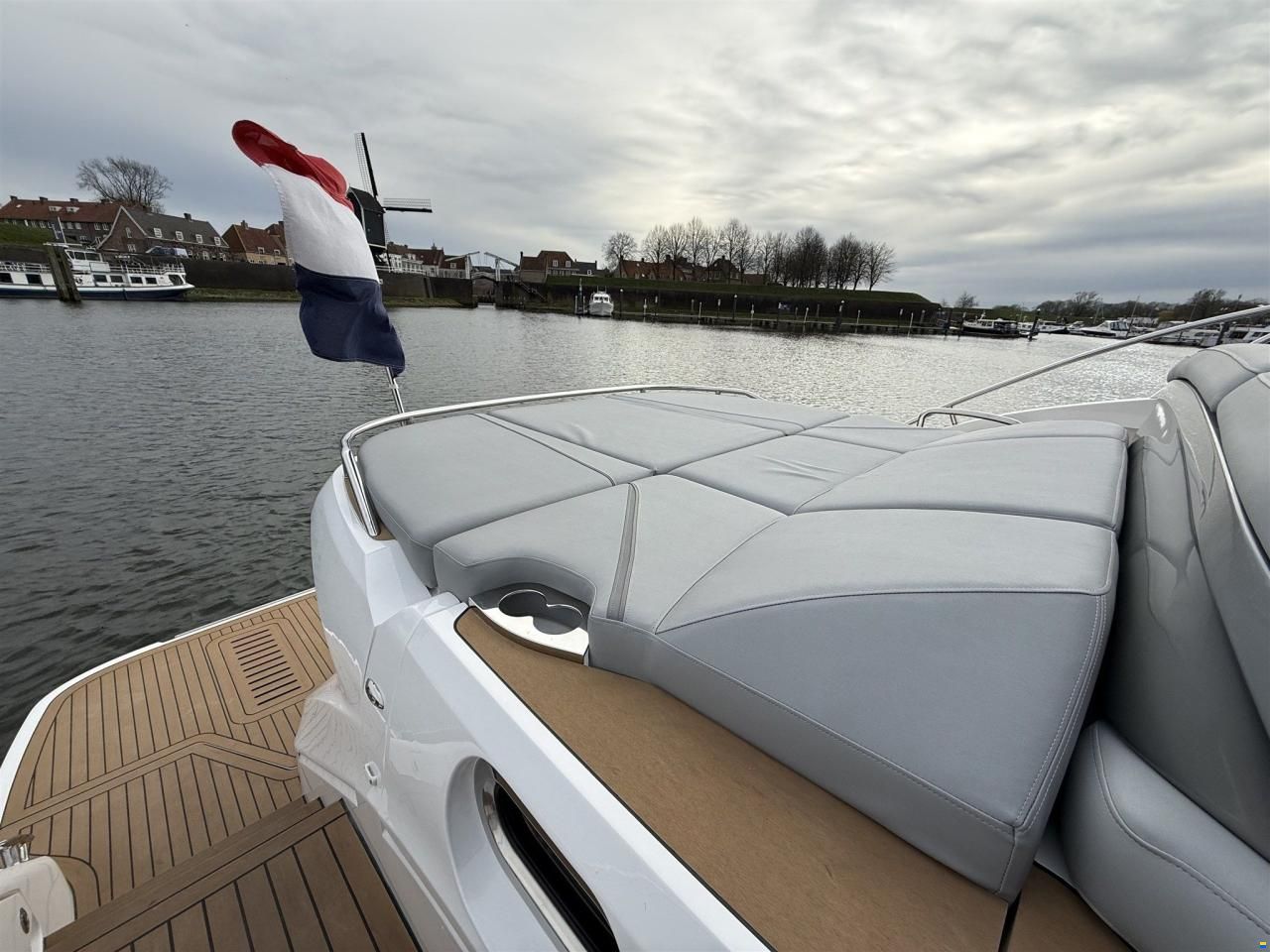 Princess V55