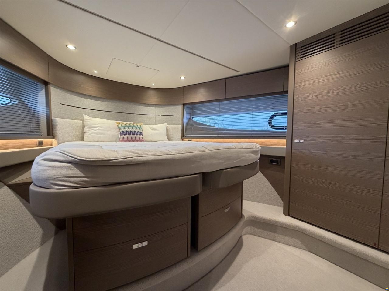 Princess V55