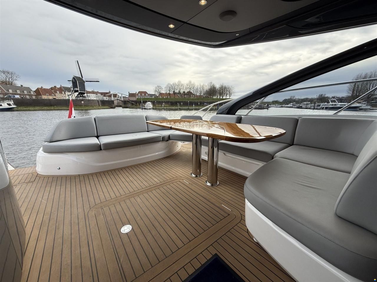 Princess V55
