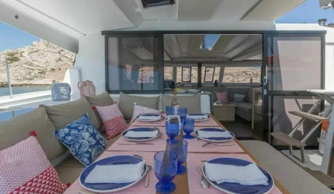 Fountaine Pajot ASTREA 42