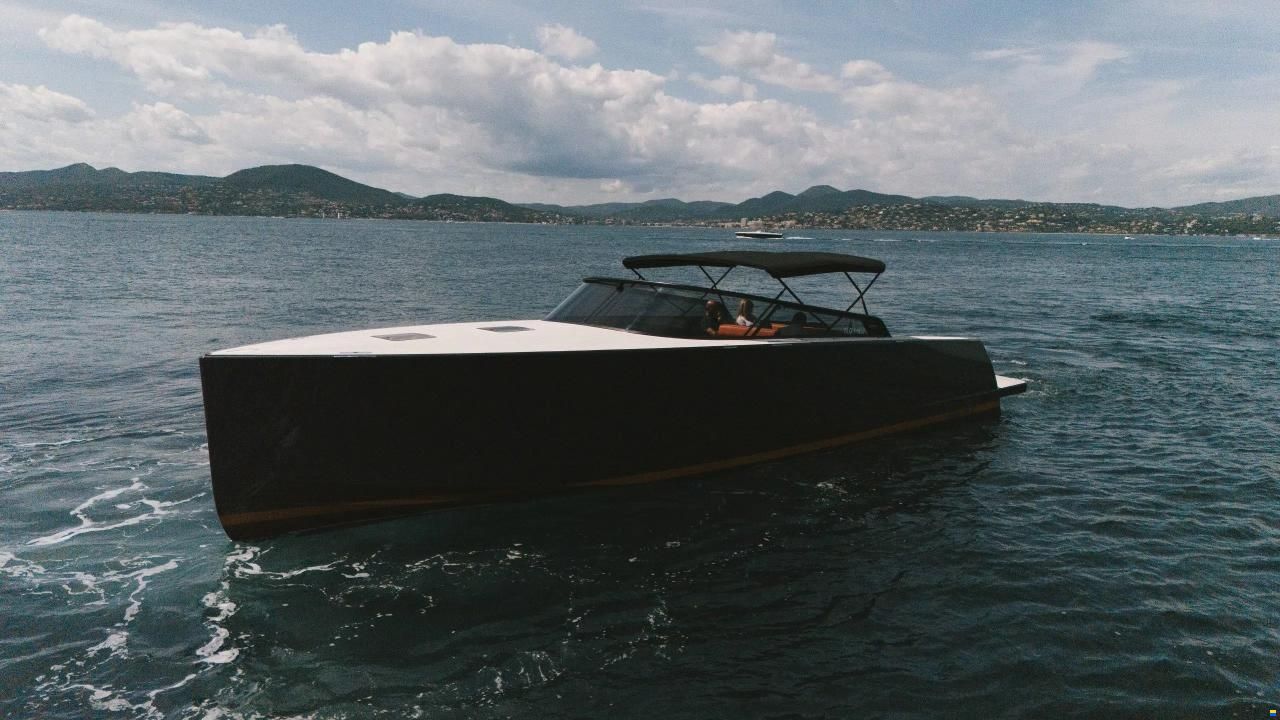 VanDutch 40