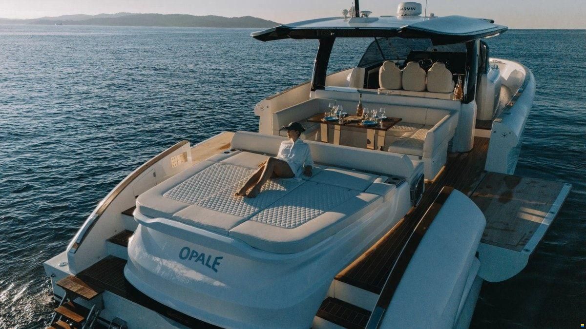 Solaris Yachts 52
