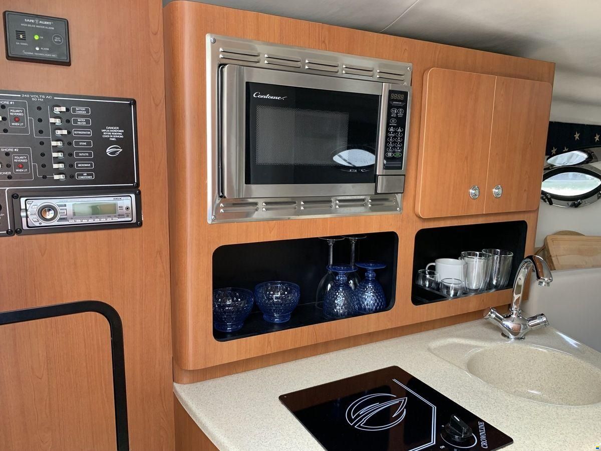 Crownline 280 CR