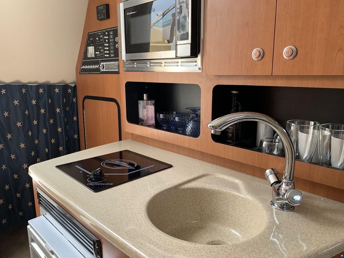 Crownline 280 CR