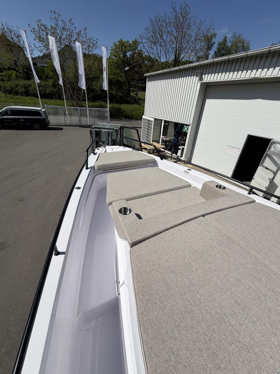 Axopar 37 Cross Cabin