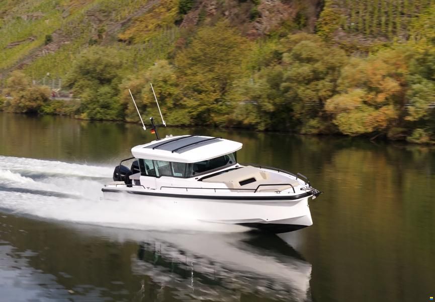Axopar 37 XC Cross Cabin