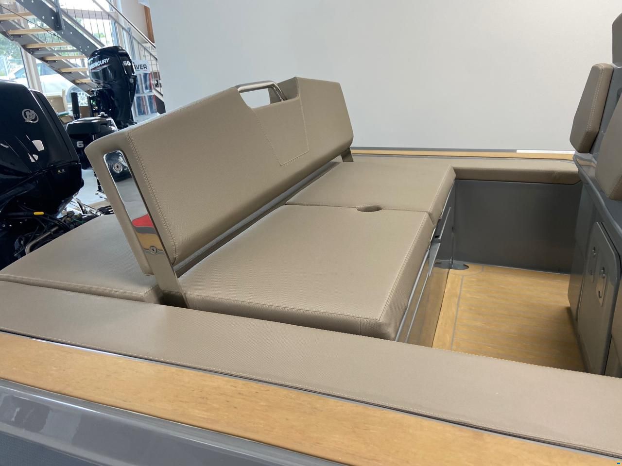 Joker Boat Coaster 650 mit Mercury F200 V6  TOP