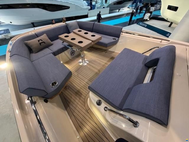 Aiata Sunfinder 38