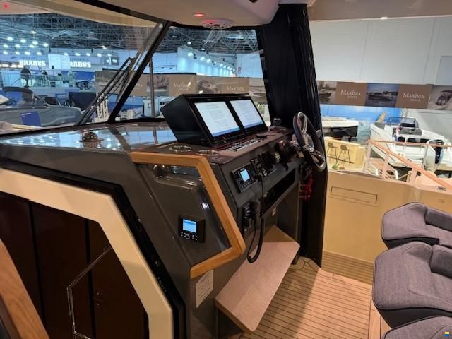 Aiata Sunfinder 50