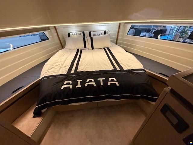 Aiata Sunfinder 50