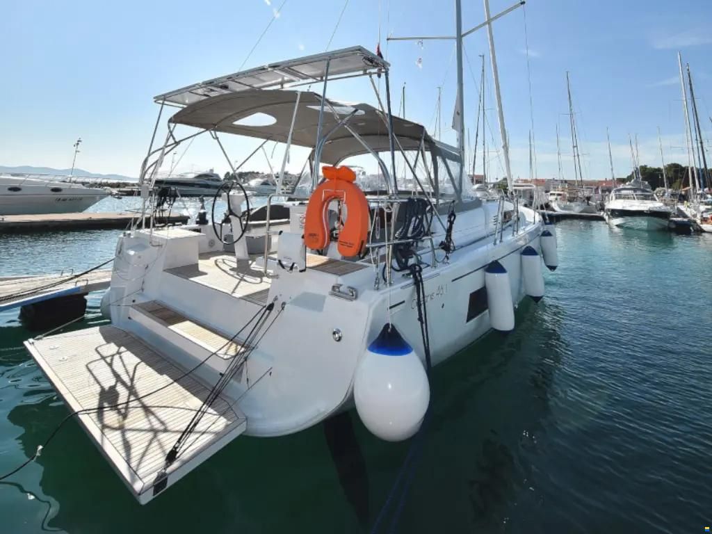 Beneteau Oceanis 46.1