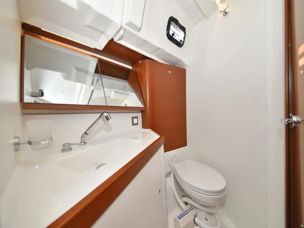 Beneteau Oceanis 46.1