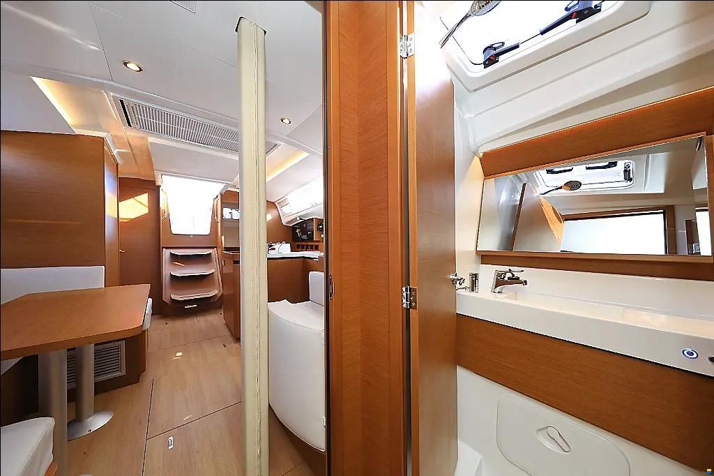 Jeanneau Sun Odyssey 410