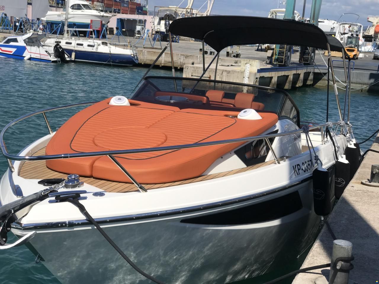 Cranchi Endurance 30