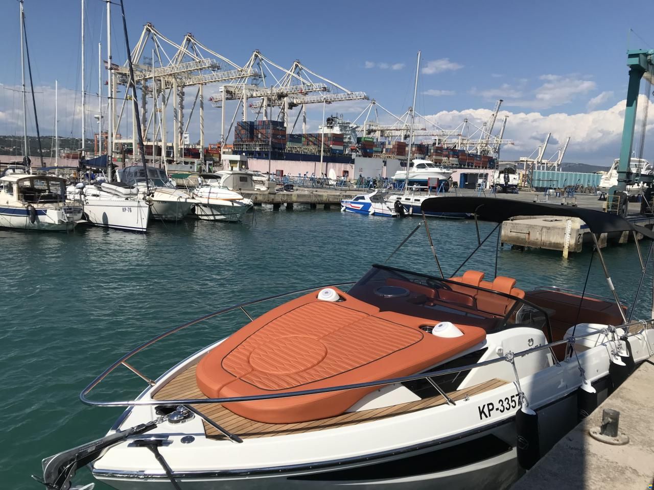 Cranchi Endurance 30