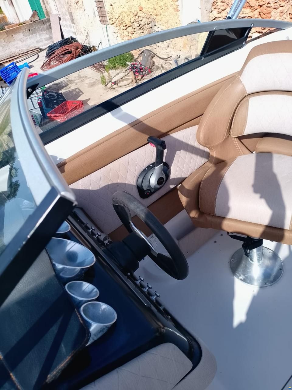 Glastron GT245