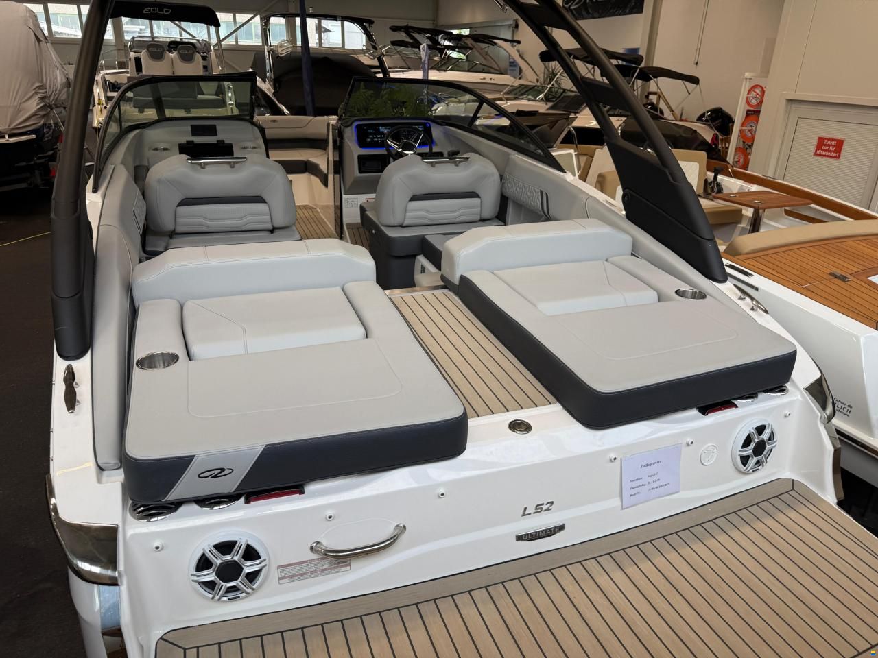 Regal LS2 ULTIMATE
