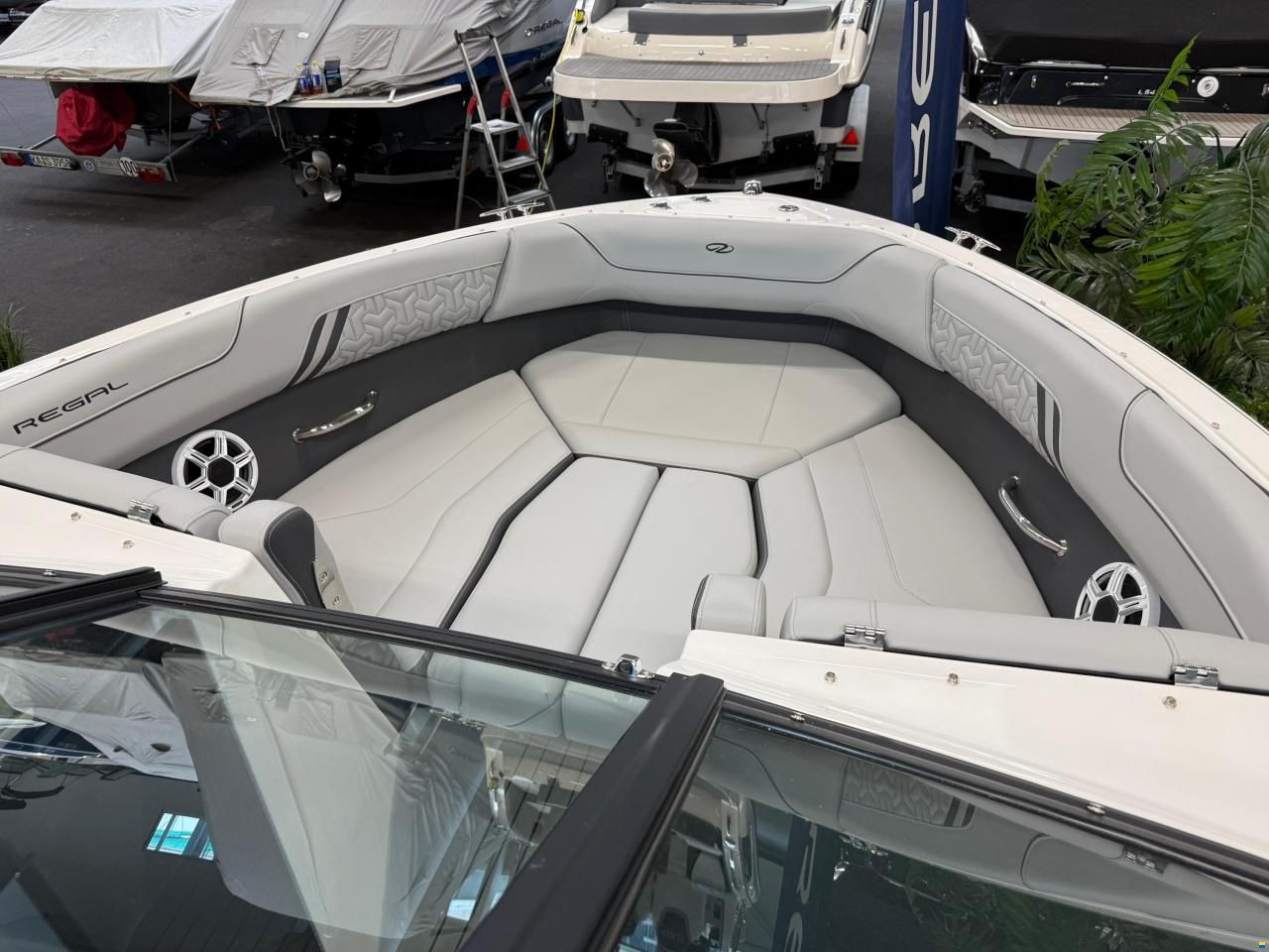 Regal LS2 ULTIMATE