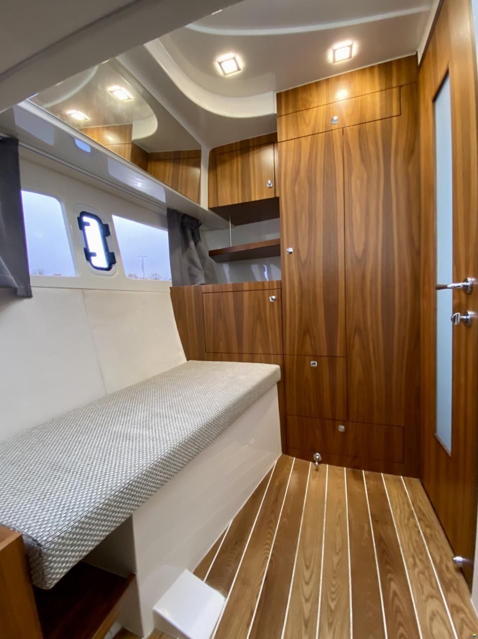 Marex 375
