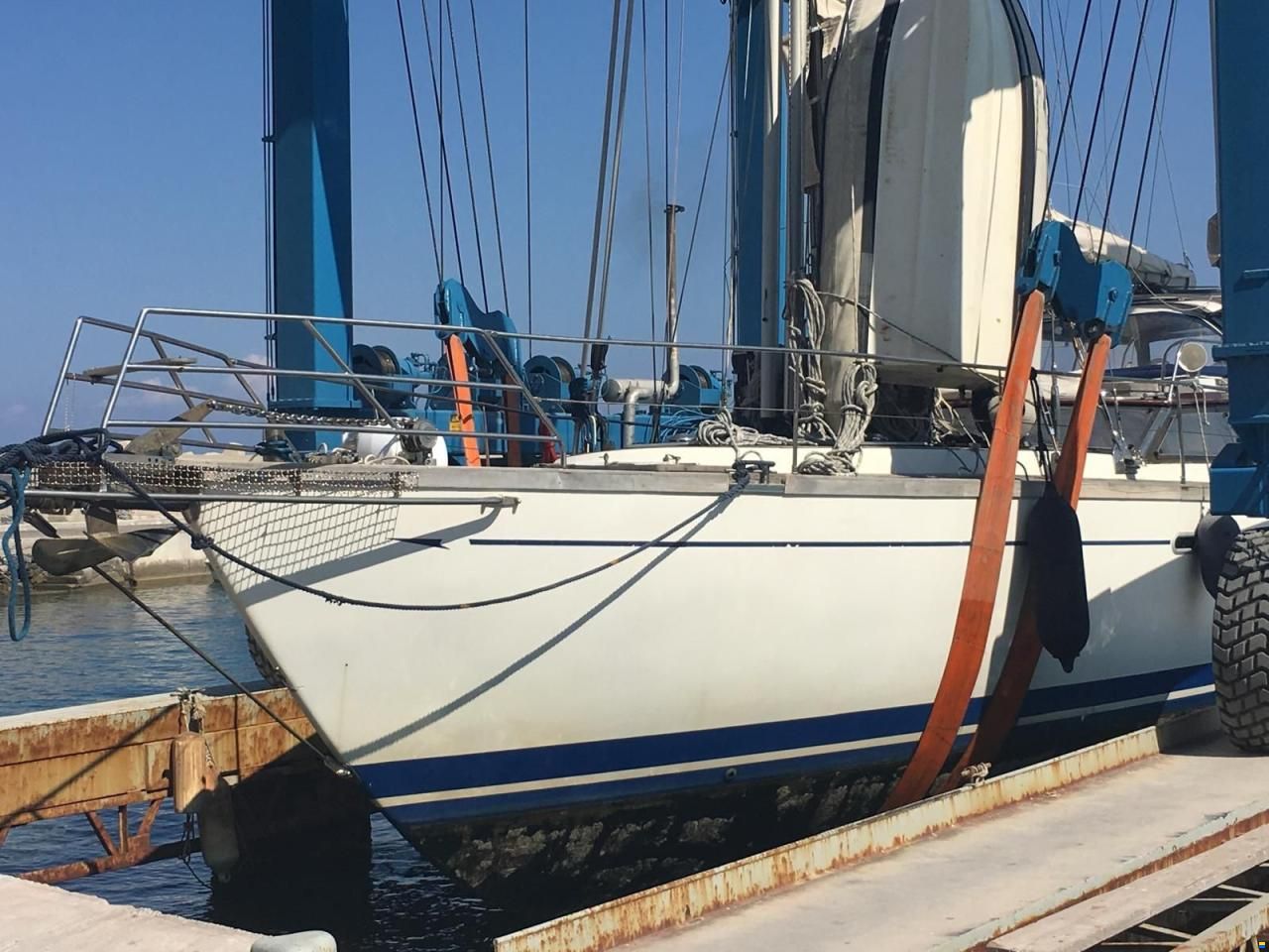 Ketch 18.30