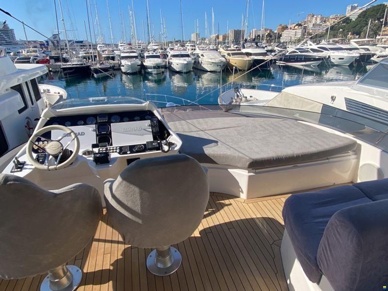 Sunseeker 68 Sport Yacht