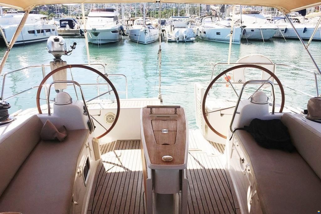 Beneteau Oceanis 50
