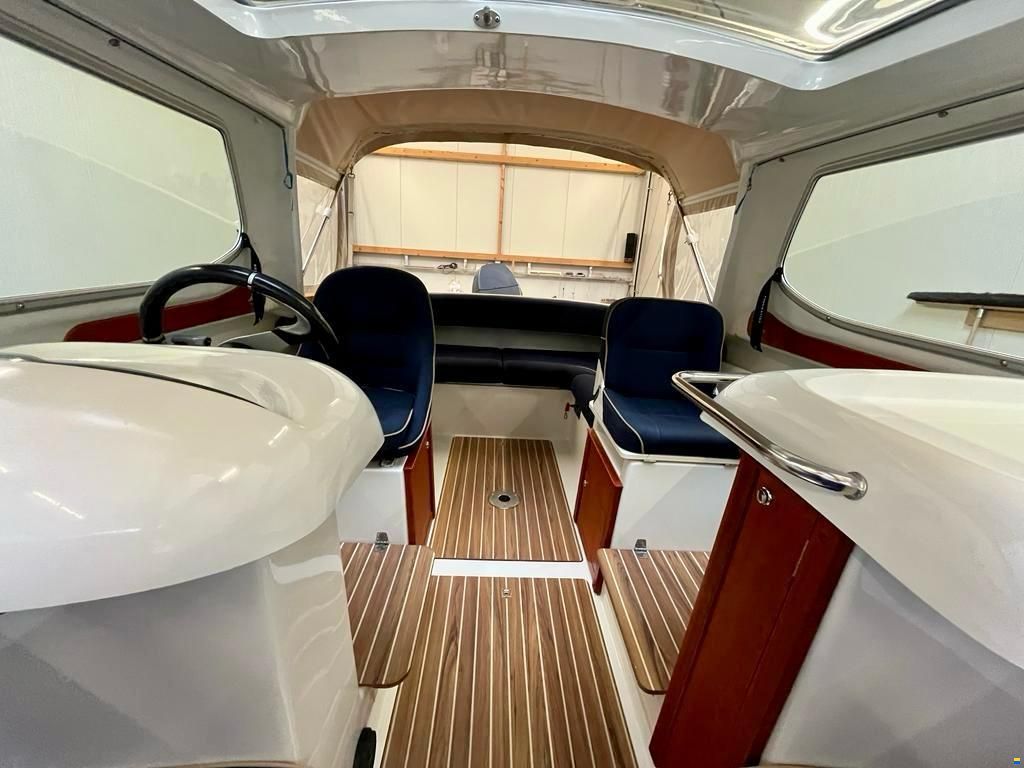 Finnmaster 6100 Royal OC