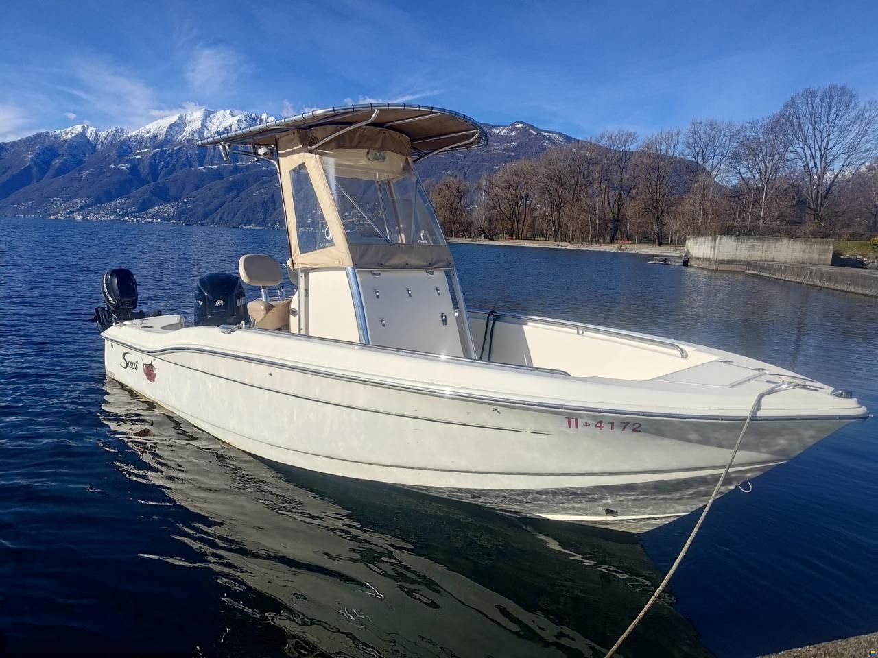 Scout Boats Sportfish 205