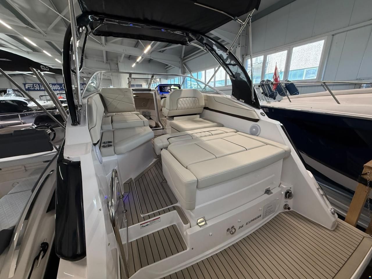 Regal 26 Express