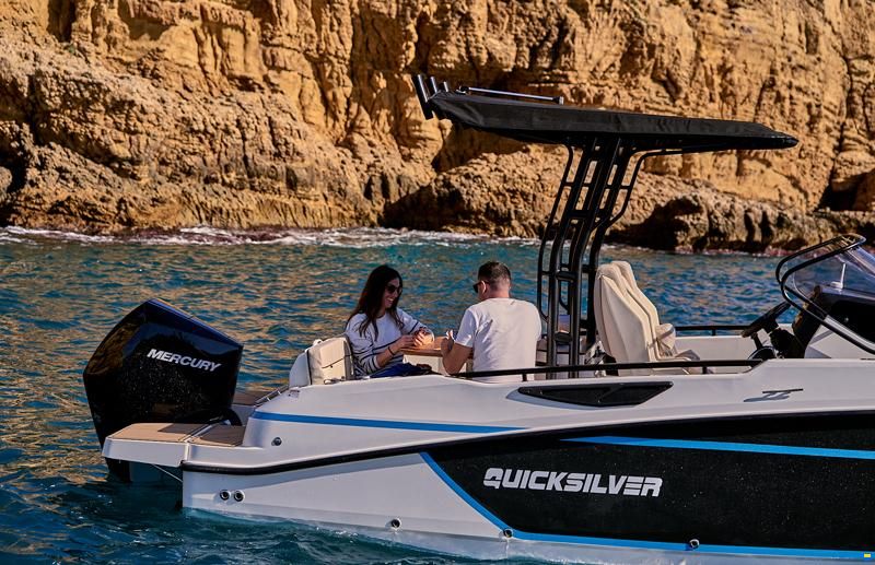 Quicksilver ACTIV 805 Open