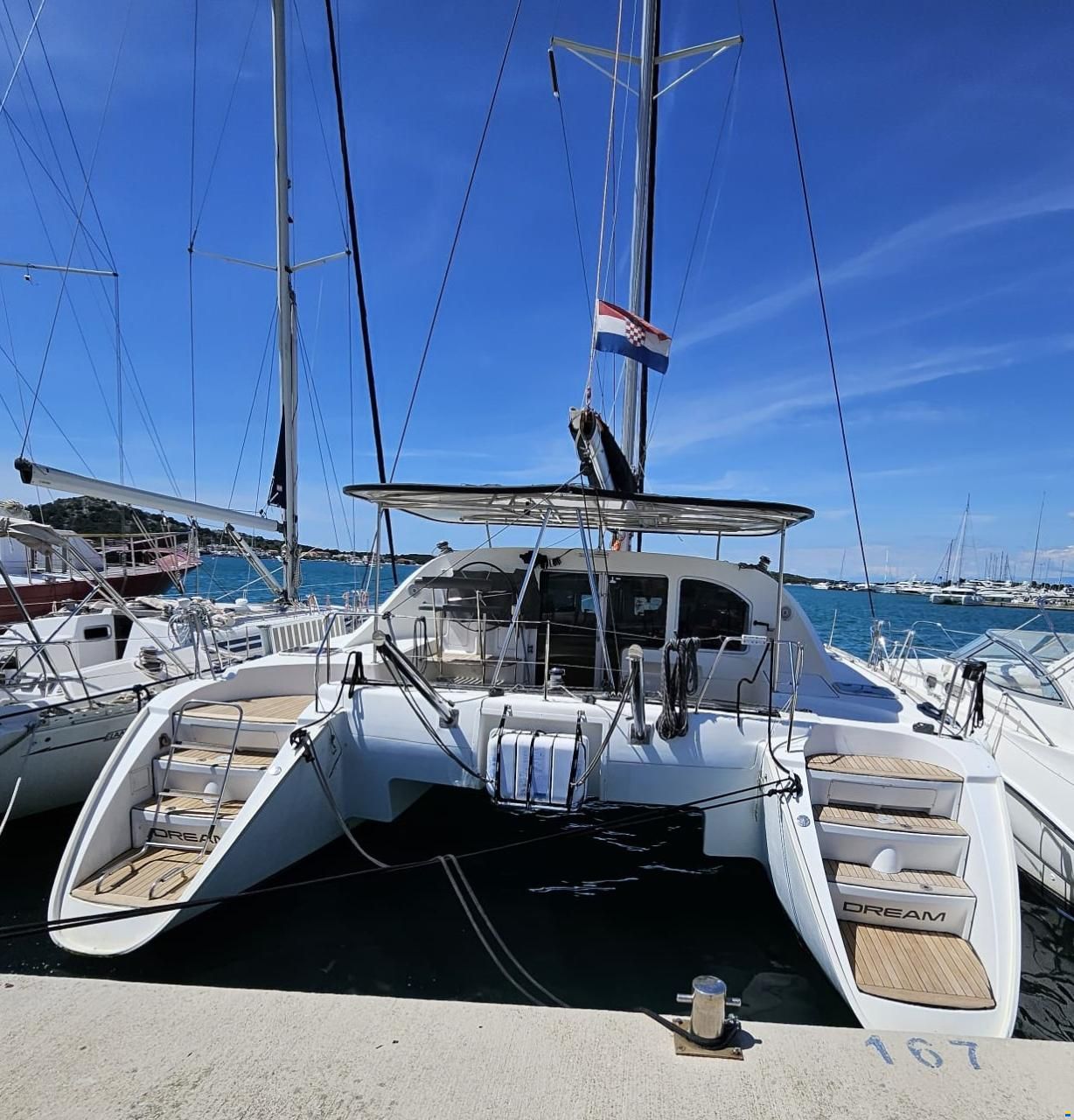 Lagoon 410 S2