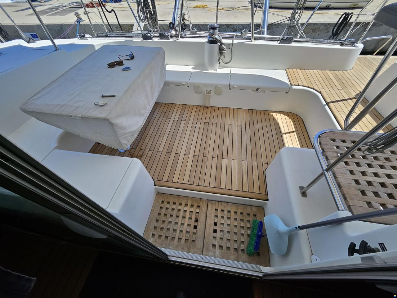 Lagoon 410 S2