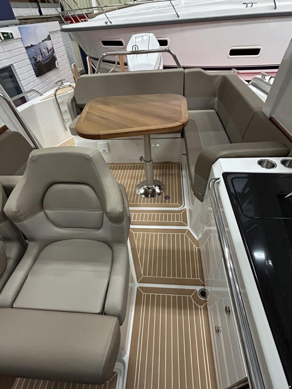 Nimbus W9