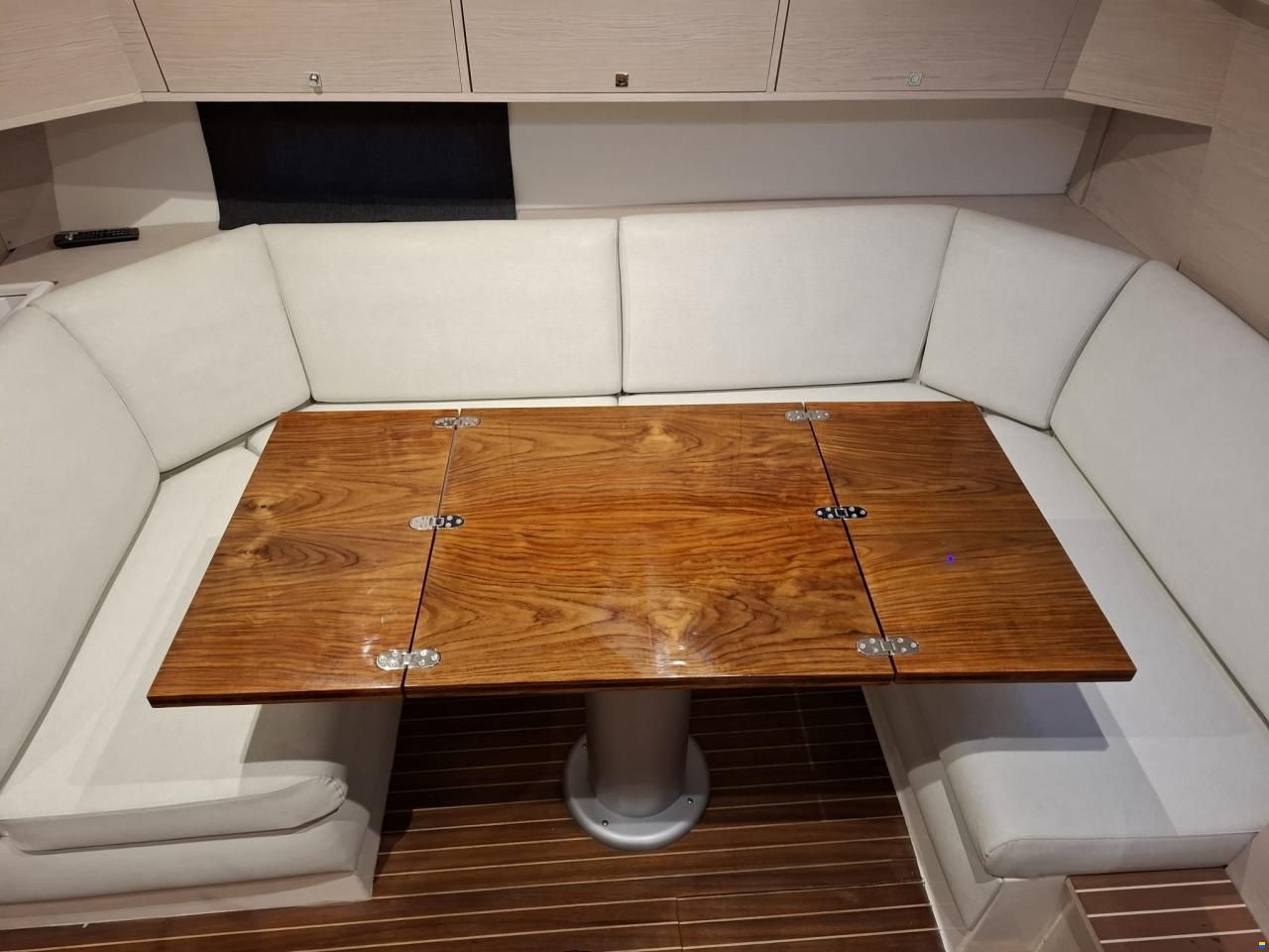 Sealine 328