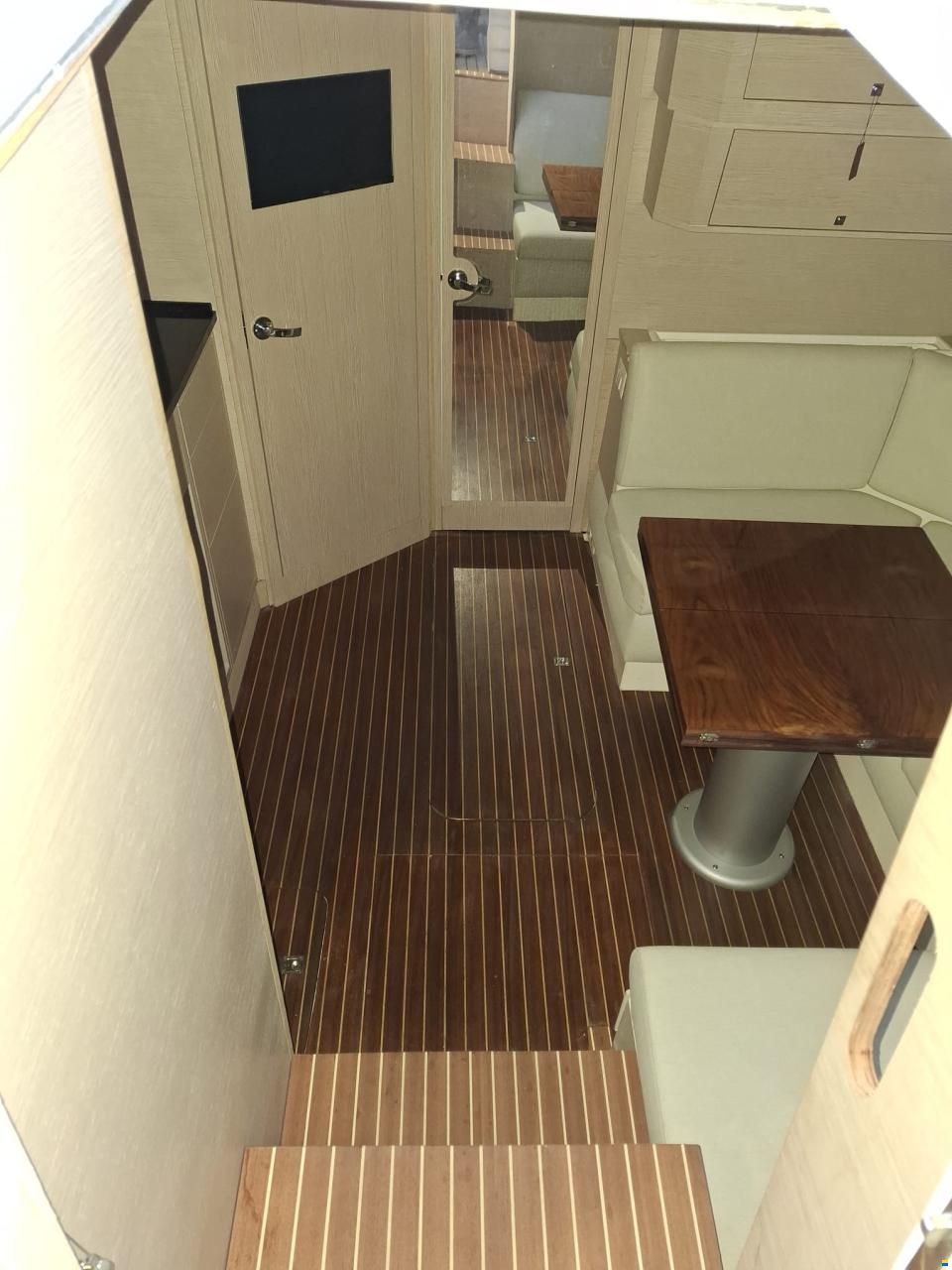 Sealine 328