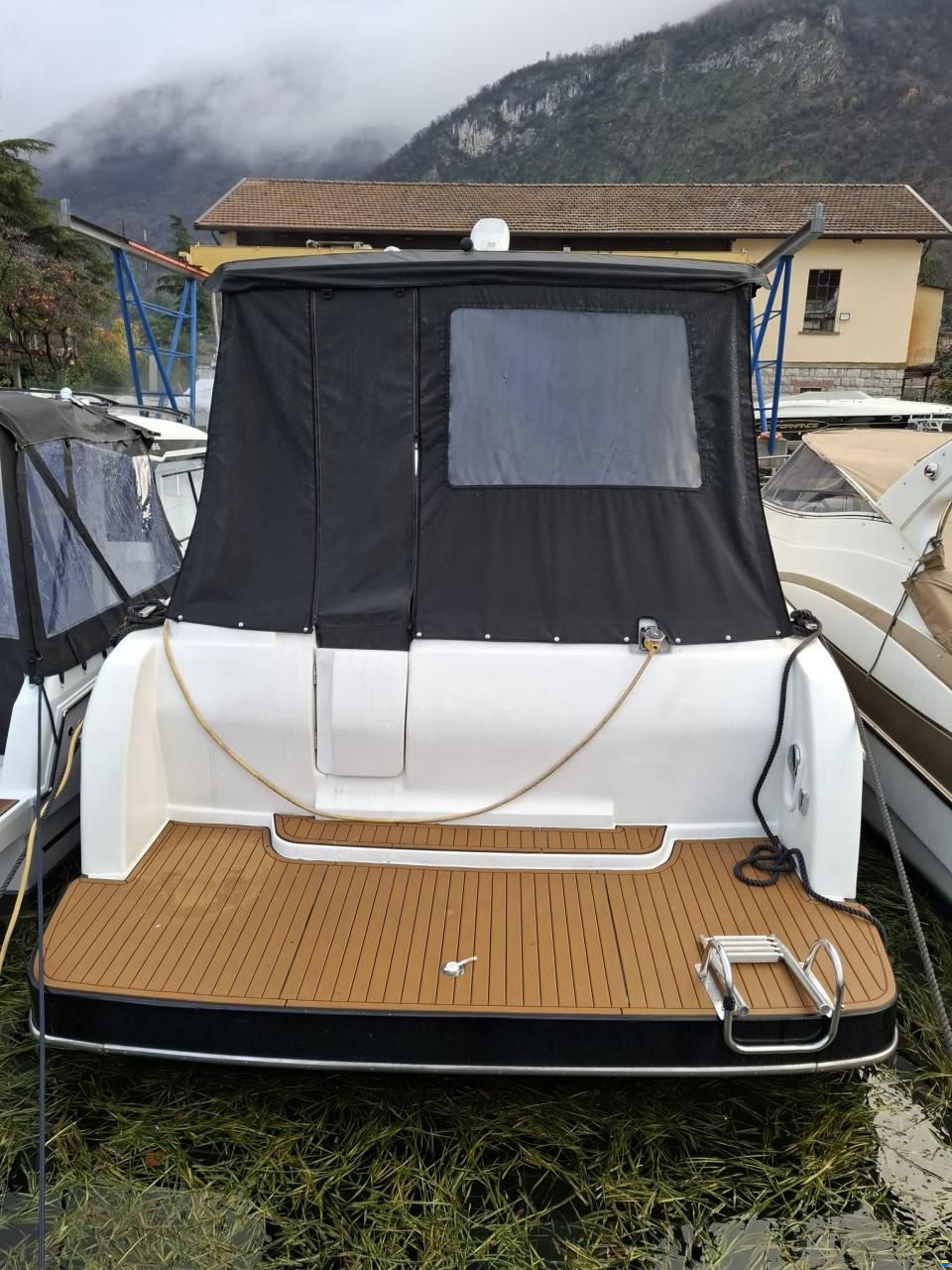 Sealine 328