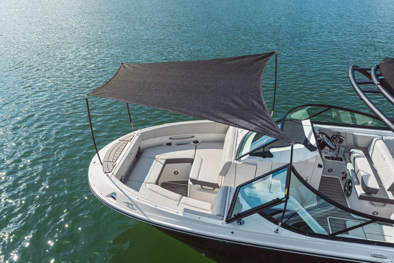 Sea Ray SDX250E OUTBOARD & Trailer (NE