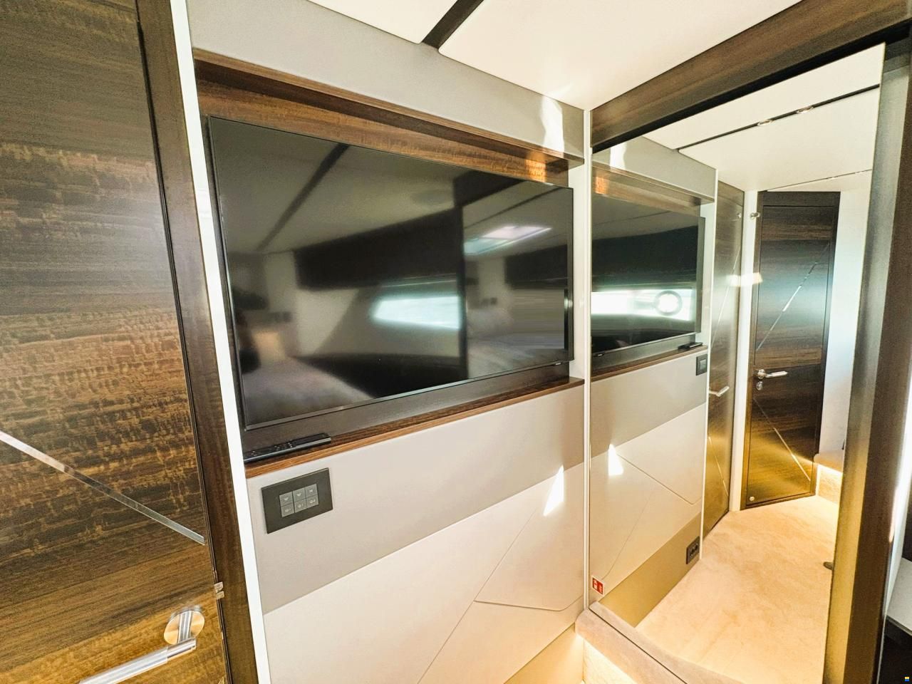 Sunseeker Predator 55 EVO