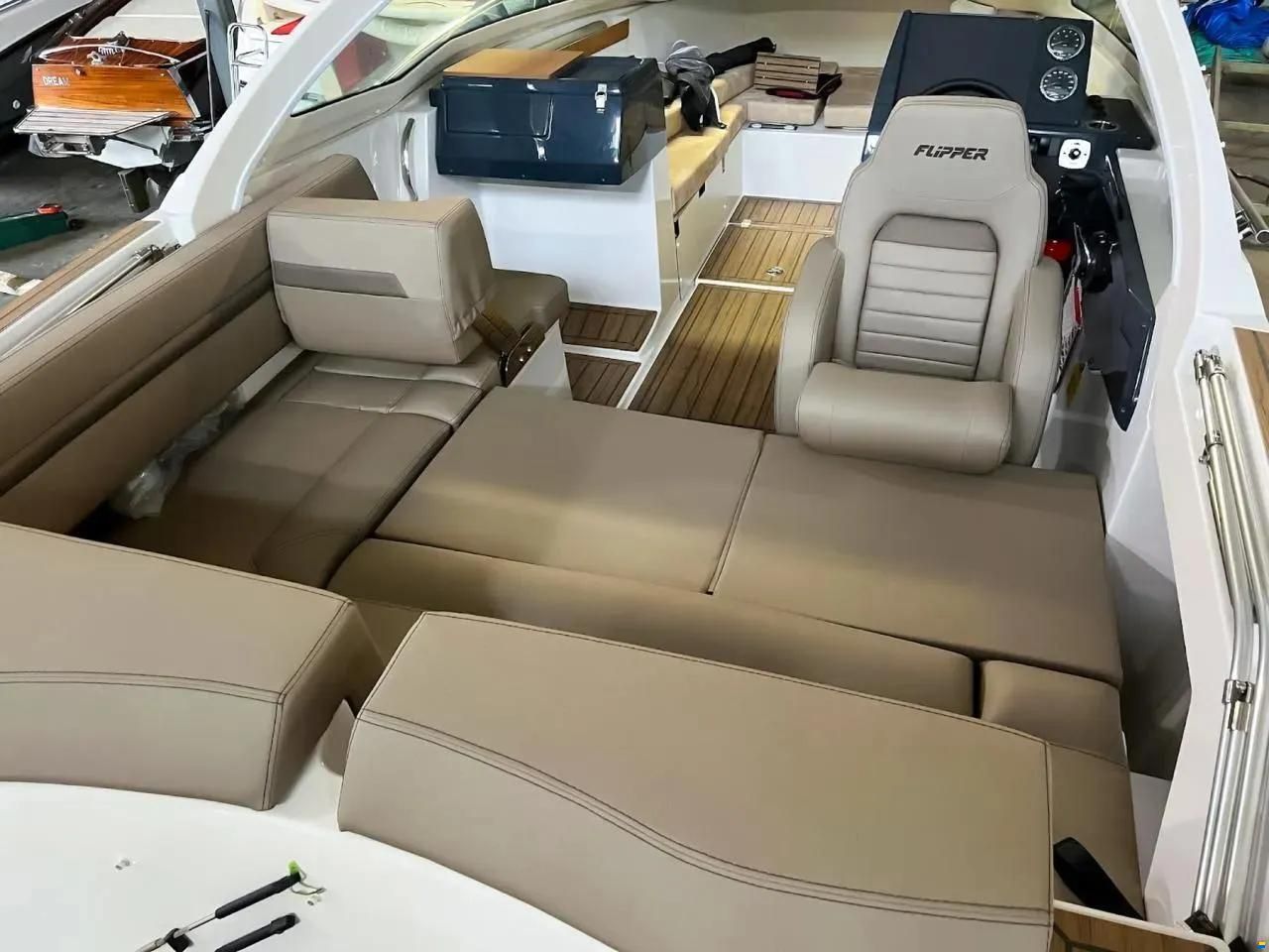 Flipper 650 Sport Top