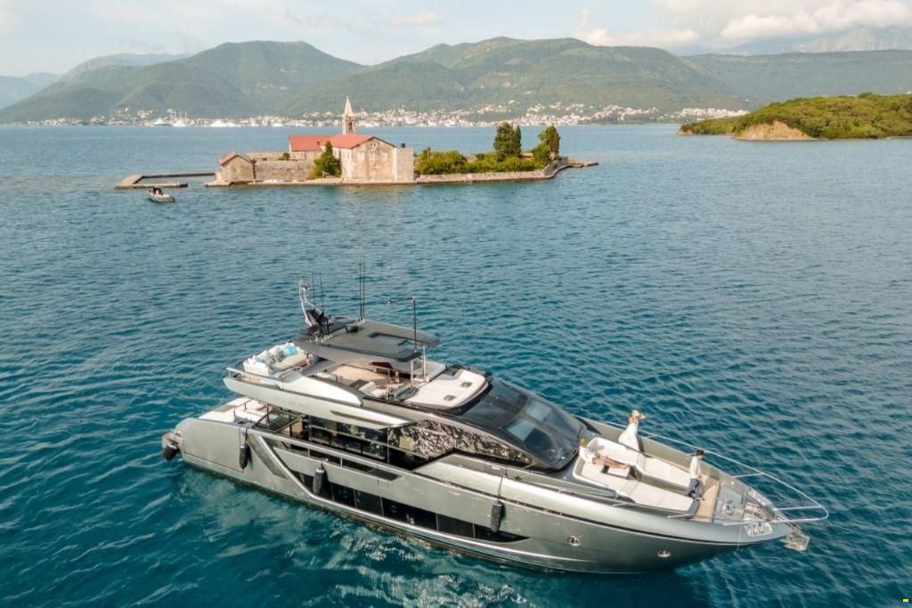 Riva 82 DIVA