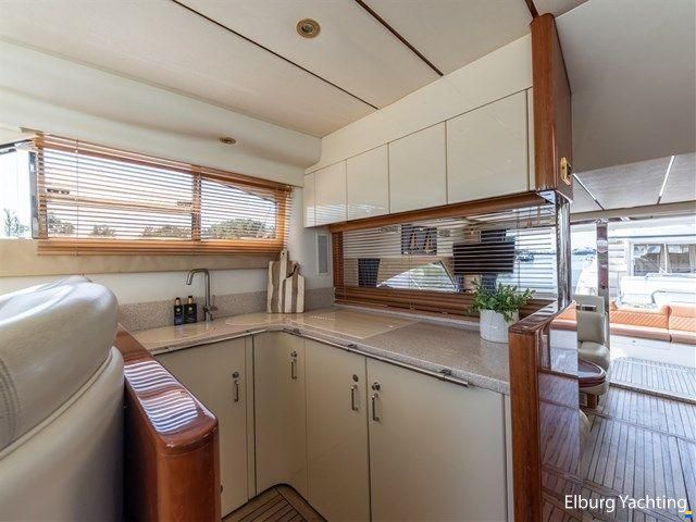 Fairline Squadron 59
