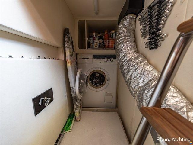 Fairline Squadron 59